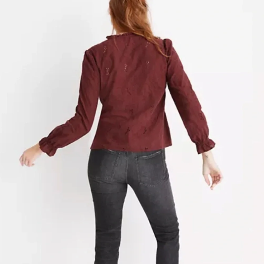 Madewell Floral Embroidered Eyelet Long Sleeve Top - Picture 2 of 9